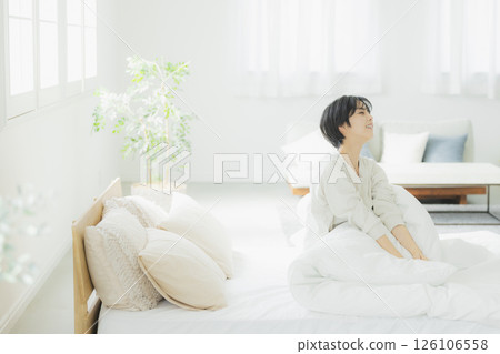 Bed lady Bed lady 126106558