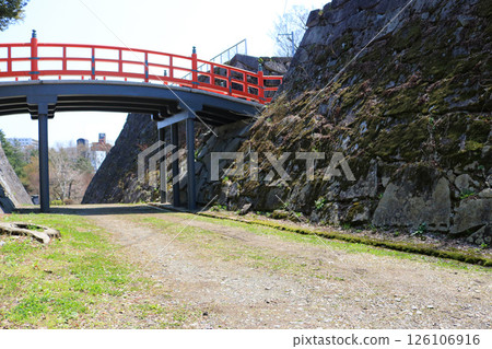 Morioka Castle Ruins Park, Tounkyo Bridge after repair work (2025) 126106916