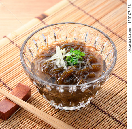 Mozuku vinegar Mozuku vinegar 126107488