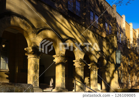 Historic Brick Building with Grand Entrance, Tokyo Dec 7 2024 126109005