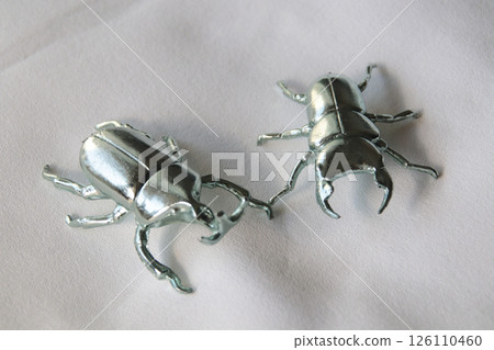 Toy beetles and stag beetles 126110460