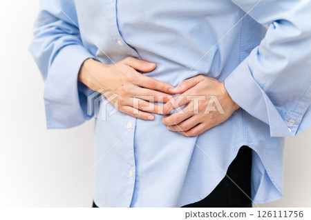 Woman wearing a long-sleeved shirt 126111756