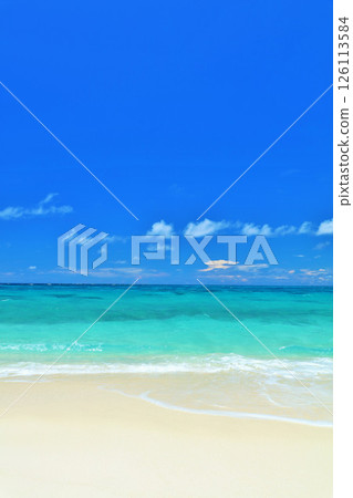 Okinawa Miyakojima Summer blue sky and sea Okinawa Miyakojima Summer blue sky and sea 126113584
