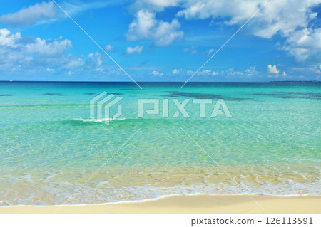 Okinawa Miyako Island Sunayama beach with blue sky and sea 126113591