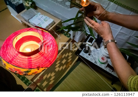 paper lantern, buddhist altar, female 126113947