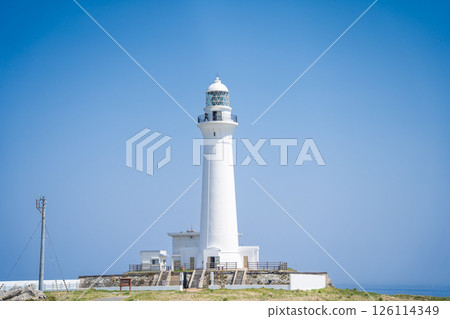 "Aomori Prefecture" The white Shiriyazaki Lighthouse, located at the edge of Honshu, Shimokita Peninsula "Aomori Prefecture" The white Shiriyazaki Lighthouse, located at the edge of Honshu, Shimokita Peninsula 126114349