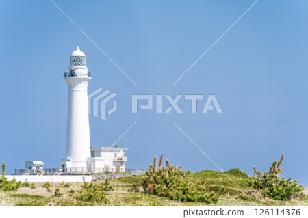 "Aomori Prefecture" The white Shiriyazaki Lighthouse, located at the edge of Honshu, Shimokita Peninsula "Aomori Prefecture" The white Shiriyazaki Lighthouse, located at the edge of Honshu, Shimokita Peninsula 126114376