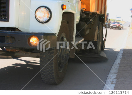 truck, vehicle, cleanup 126115714