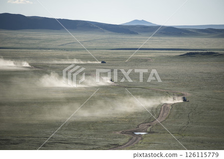 Off road rally raid 4X4 jeep sprint race. 126115779
