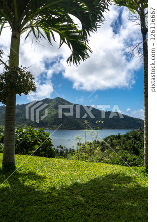 Hurepiti Bay on Tahaa Island, French Polynesia Hurepiti Bay on Tahaa Island, French Polynesia 126116667