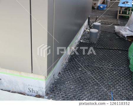 施工現場正在施工 126118352