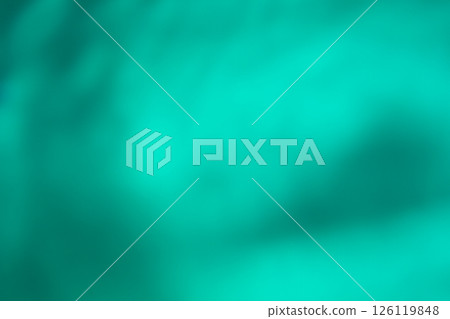 水面上搖曳的陰影的綠色圖像（庫存照片） 126119848