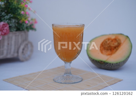 Cantaloupe Fruit and Juice Refreshment 126120162