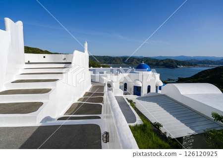 Villa Santorini (Tosa City, Kochi Prefecture) and the view from there *A resort hotel inspired by the Aegean Sea 126120925