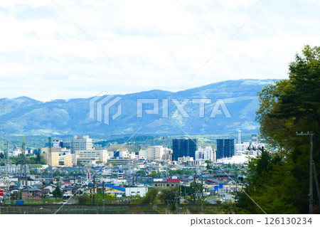 The townscape of Hachinoto Town, Aomori Prefecture. Mount Hashikami is visible. 126130234