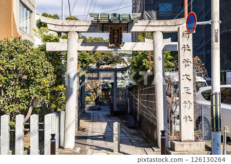 Kyoto, Sugadaijin Shrine (Sugadaijin Tenmangu Shrine) Torii gate, former residence of Sugawara no Michizane (Kobaiden), Sugadaijincho, Shimogyo Ward Kyoto, Sugadaijin Shrine (Sugadaijin Tenmangu Shrine) Torii gate, former residence of Sugawara no Michizane (Kobaiden), Sugadaijincho, Shimogyo Ward 126130264