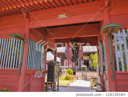 從平塚市觀音仁王門眺望本殿 126130384