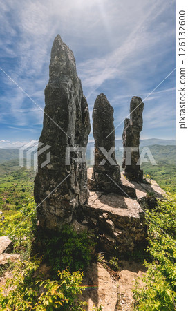 Tri Kamena Unusual Natural Attraction in Serbia 126132600
