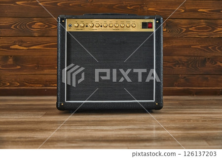Guitar amplifier combo 126137203