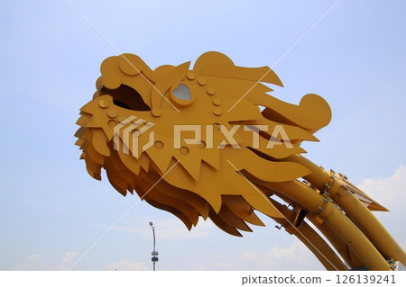 Dragon Bridge in Da Nang, Vietnam Dragon Bridge in Da Nang, Vietnam 126139241