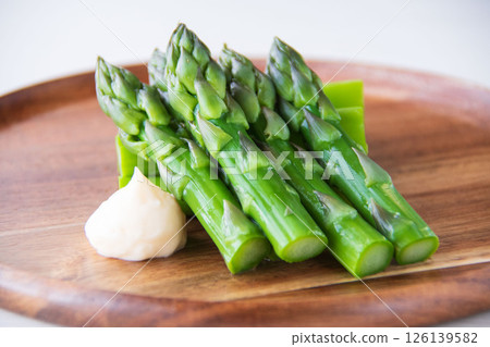 Boiled asparagus Boiled asparagus 126139582