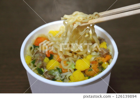 杯拉麵 126139894