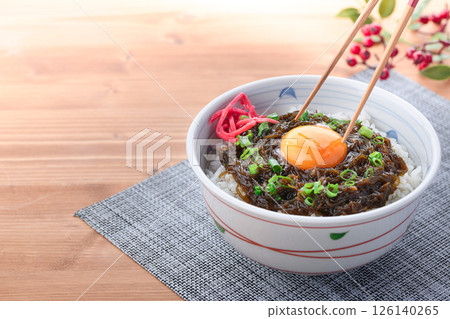 Very healthy♪ Mozuku rice bowl 126140265