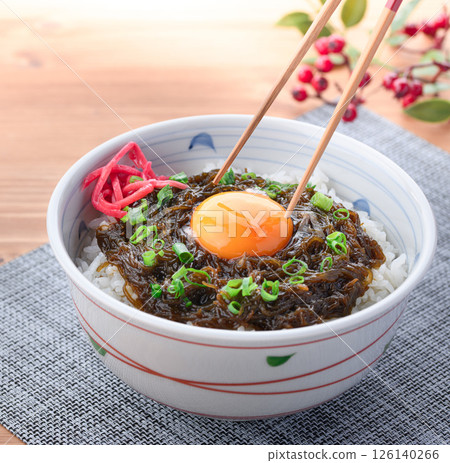 Very healthy♪ Mozuku rice bowl 126140266