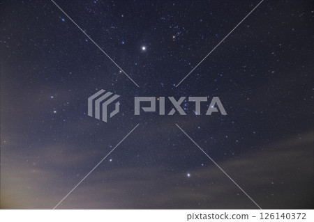 Autumn Starry Sky: Orion and Winter Diamonds 126140372