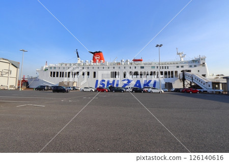 松山小倉渡輪來島停泊在北九州港 126140616