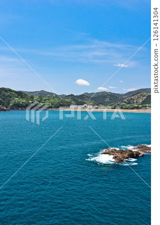 從戎洞窟眺望的海景 126141304