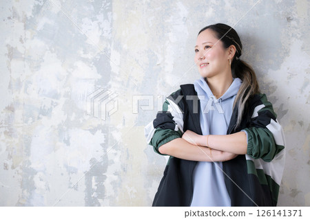 Cute young man in hip-hop style, casual street fashion, etc. Image, profile 126141371