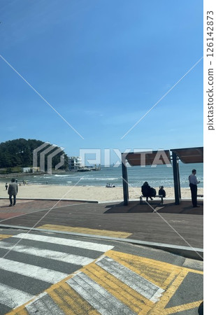 Coastal promenade and blue sky in Korea | Everyday scenery and sea view Coastal promenade and blue sky in Korea | Everyday scenery and sea view 126142873