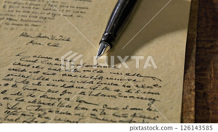 The letter that didn't arrive that day is now sitting quietly on my desk. 126143585