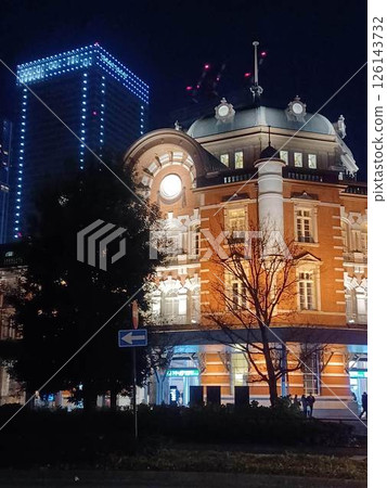 東京站在晚上 東京站在晚上 126143732