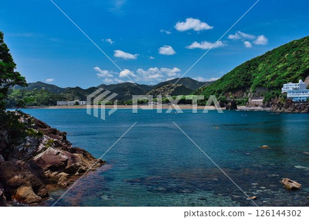 Ocean view from the Ebisu Cave promenade 126144302