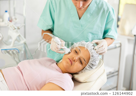 With ultrasonic import attachment 126144902