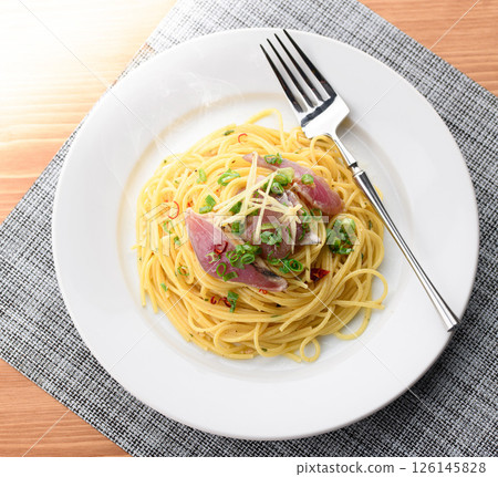 Bonito Peperoncino Pasta 126145828