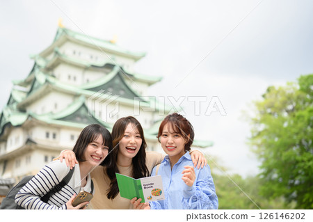 旅行的女人的肖像 126146202