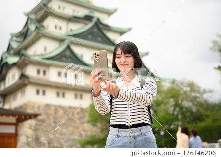 旅行的女人的肖像 126146206