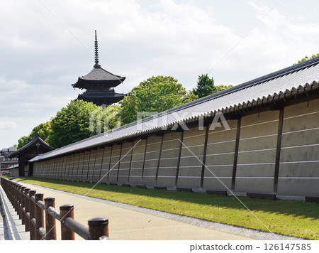 Scenery of Kyoto with the five-story pagoda of Toji Temple Scenery of Kyoto with the five-story pagoda of Toji Temple 126147585