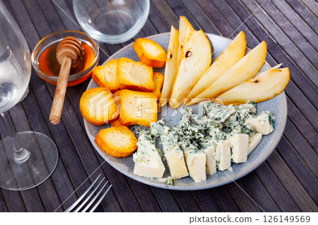 Popular Spanish blue cheese Roncari Popular Spanish blue cheese Roncari 126149569