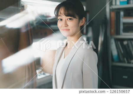 female, lady, woman 126150657