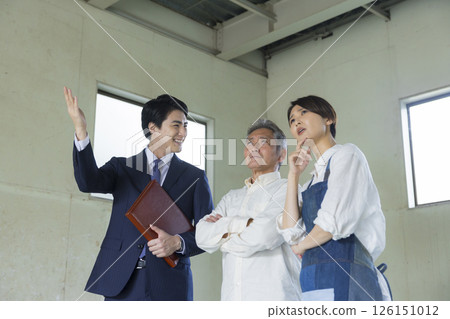 Real estate preview image: Factory or warehouse Real estate preview image: Factory or warehouse 126151012