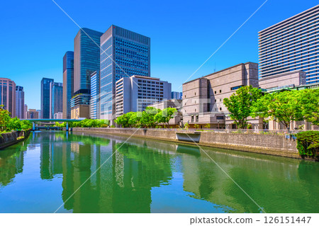 Skyscrapers and Tosabori River in Nakanoshima, Osaka 126151447