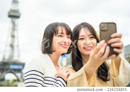 旅行的女人的肖像 126158855