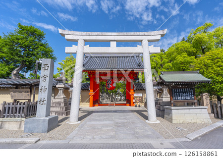 西宮神社表參道門（赤門） 126158861