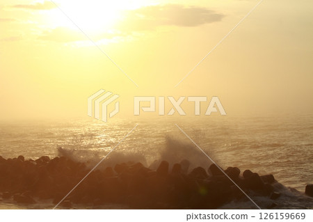 Waves crashing on Katsurahama Beach Waves crashing on Katsurahama Beach 126159669