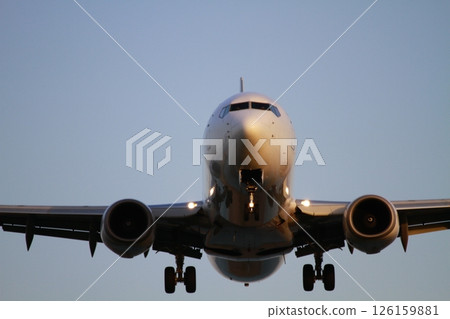 飛機著陸 126159881