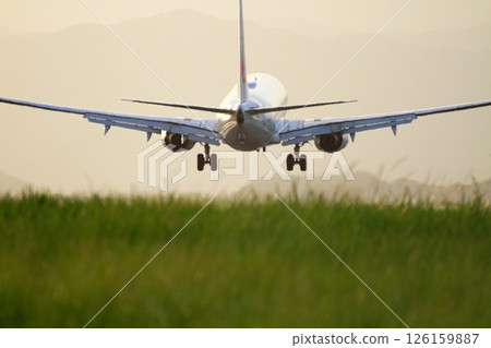 飛機著陸 126159887